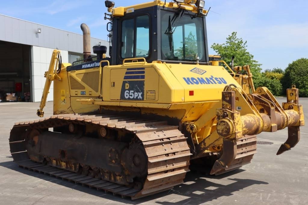 Komatsu D65P-6