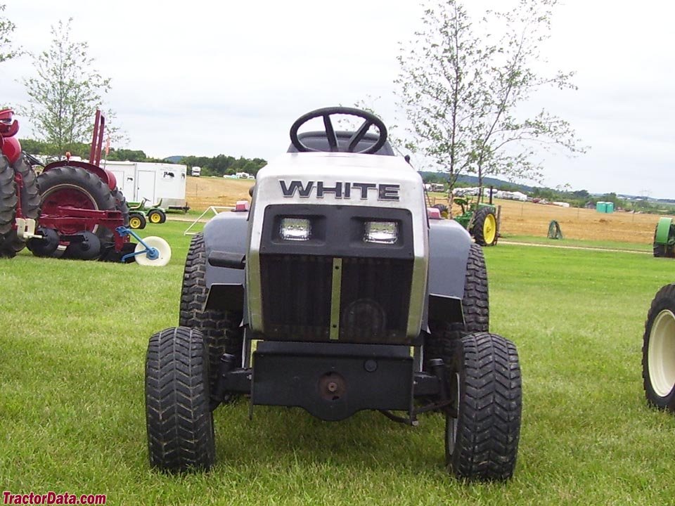 Ride-on mowers White GT-205