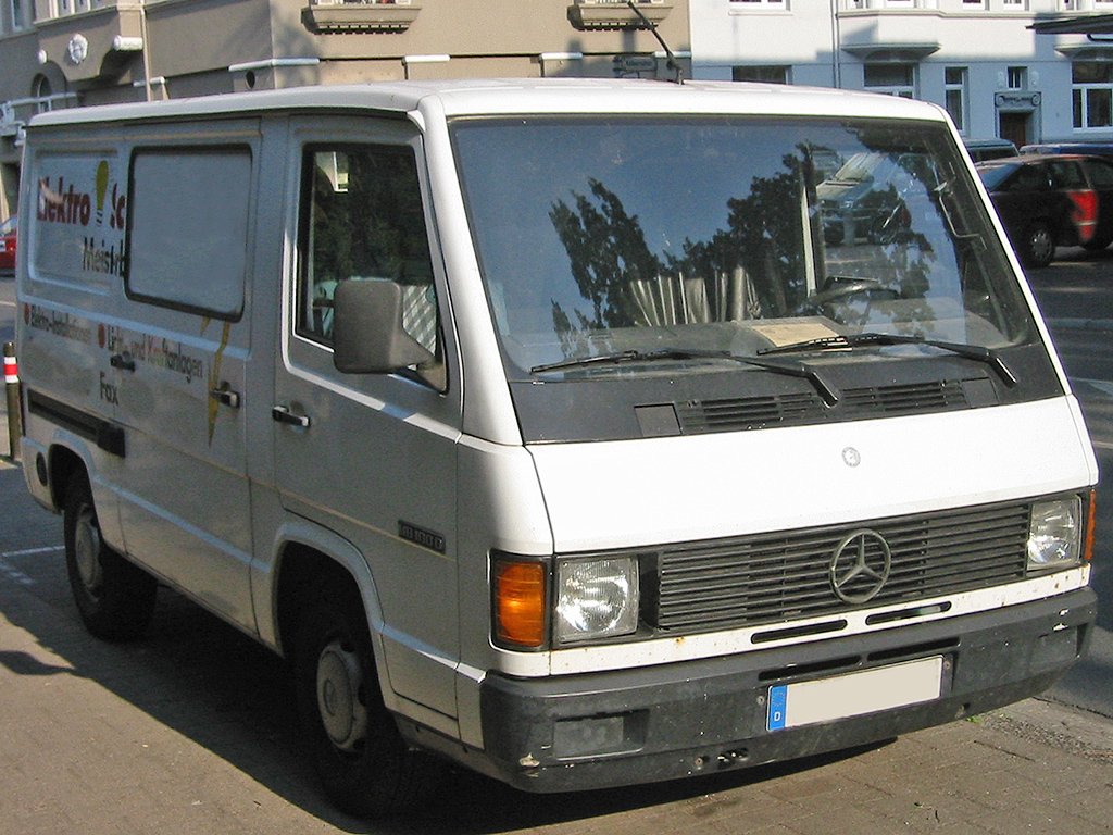 Van Mercedes Benz MB 100D
