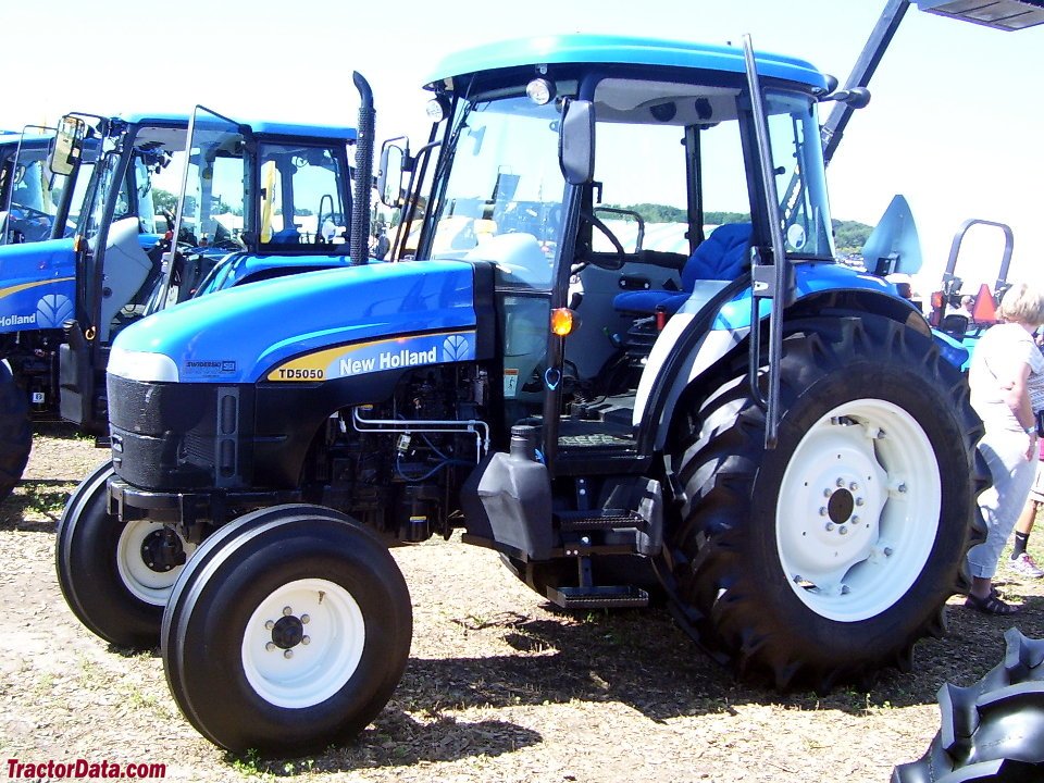 Tractor New Holland TD5050