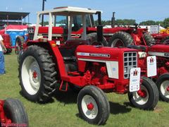 International 475