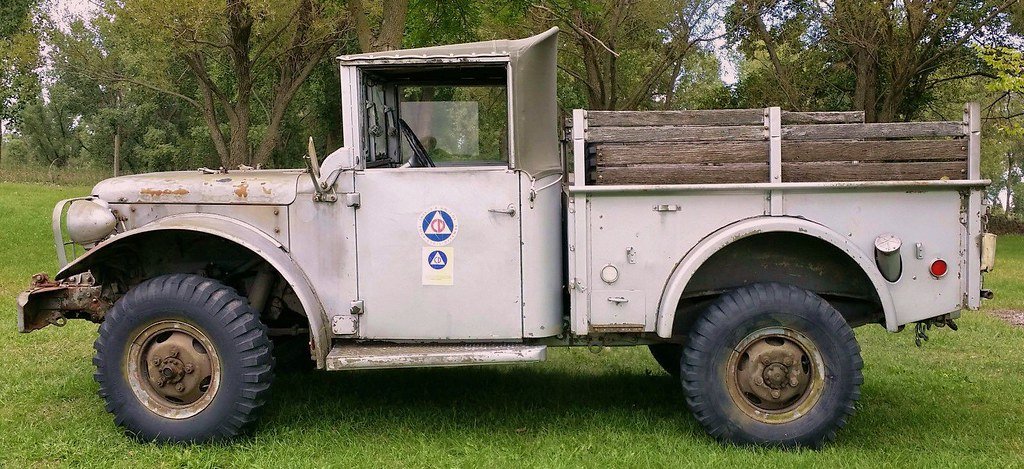 Truck Dodge Umpikorinen (BB) 3700cm3