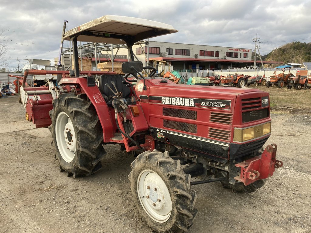 Traktor Shibaura D265F