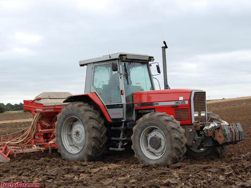 Tractor Massey Ferguson 3635 V