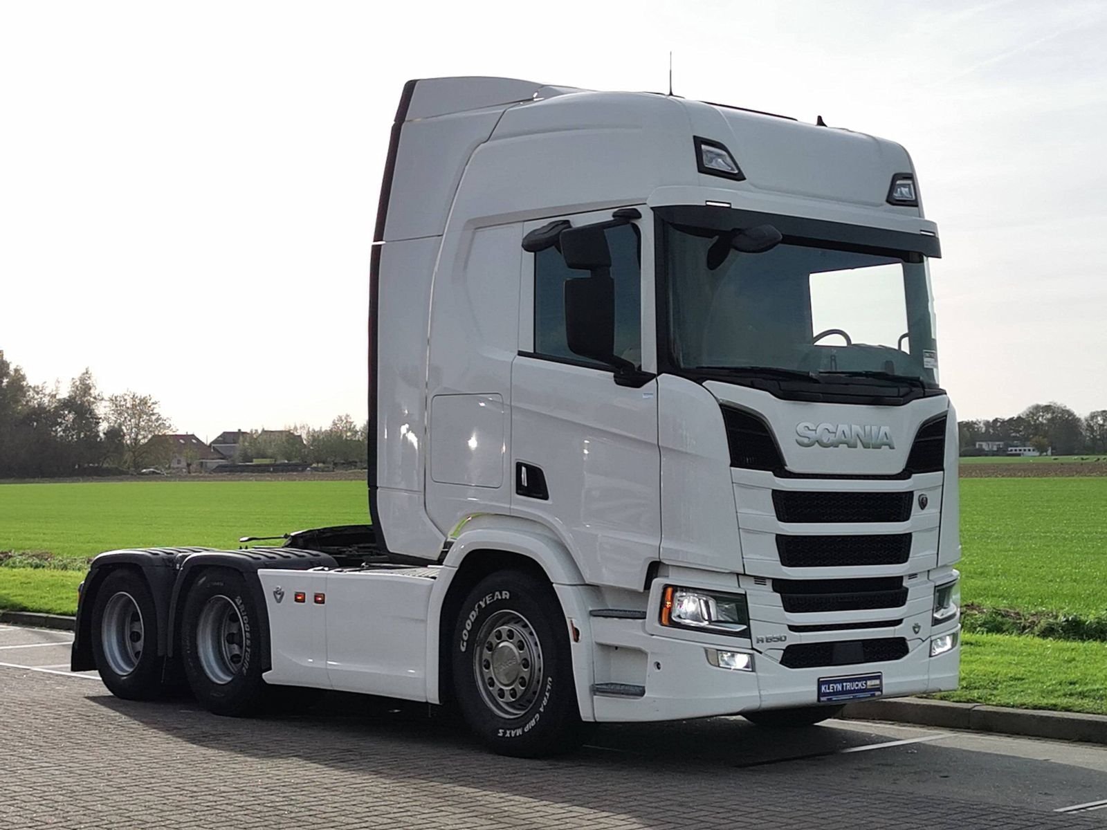 Truck Scania R 650 A6x2LB