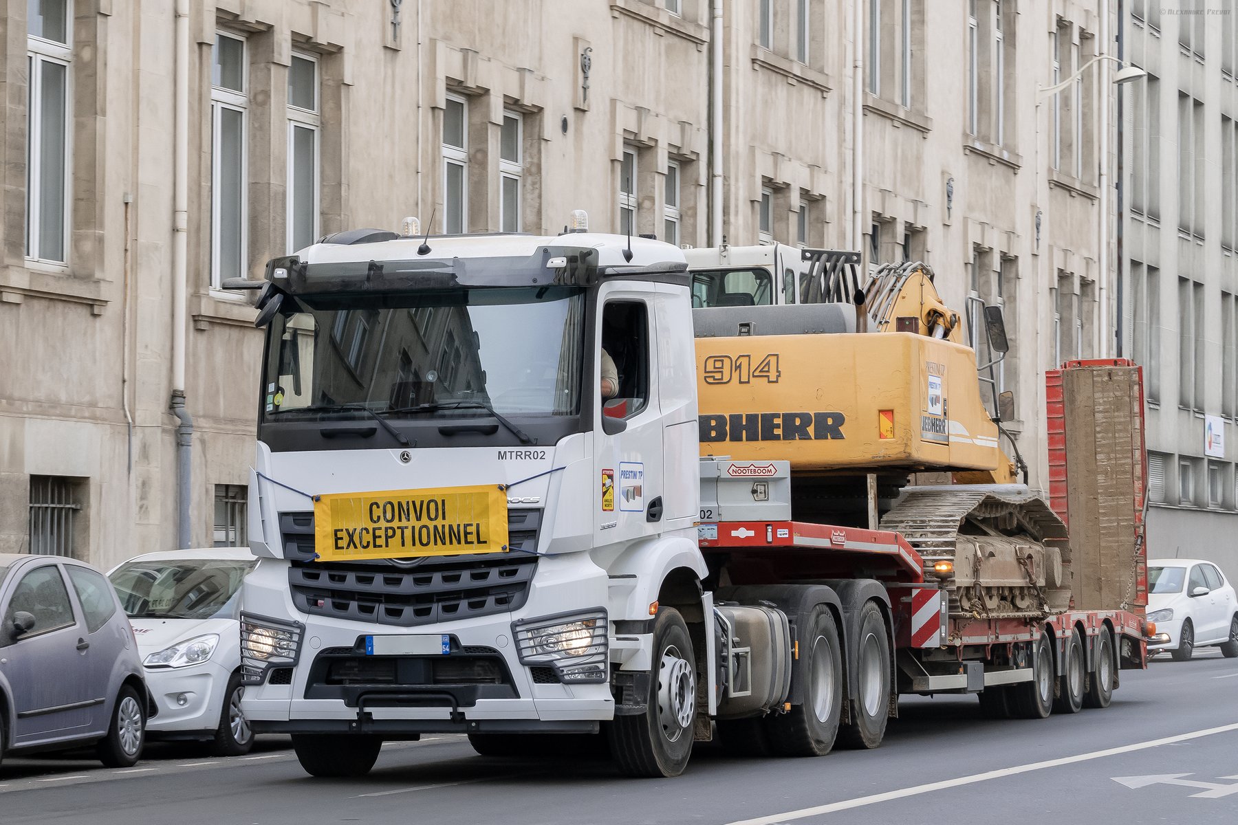 Truck Mercedes Benz 914