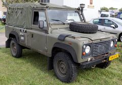 Land Rover FV18003