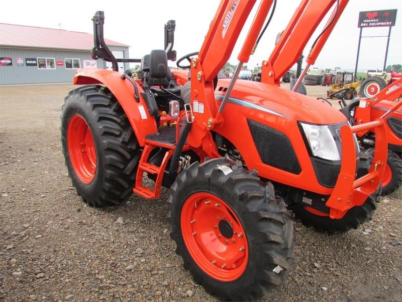 Traktor Daedong RX7320