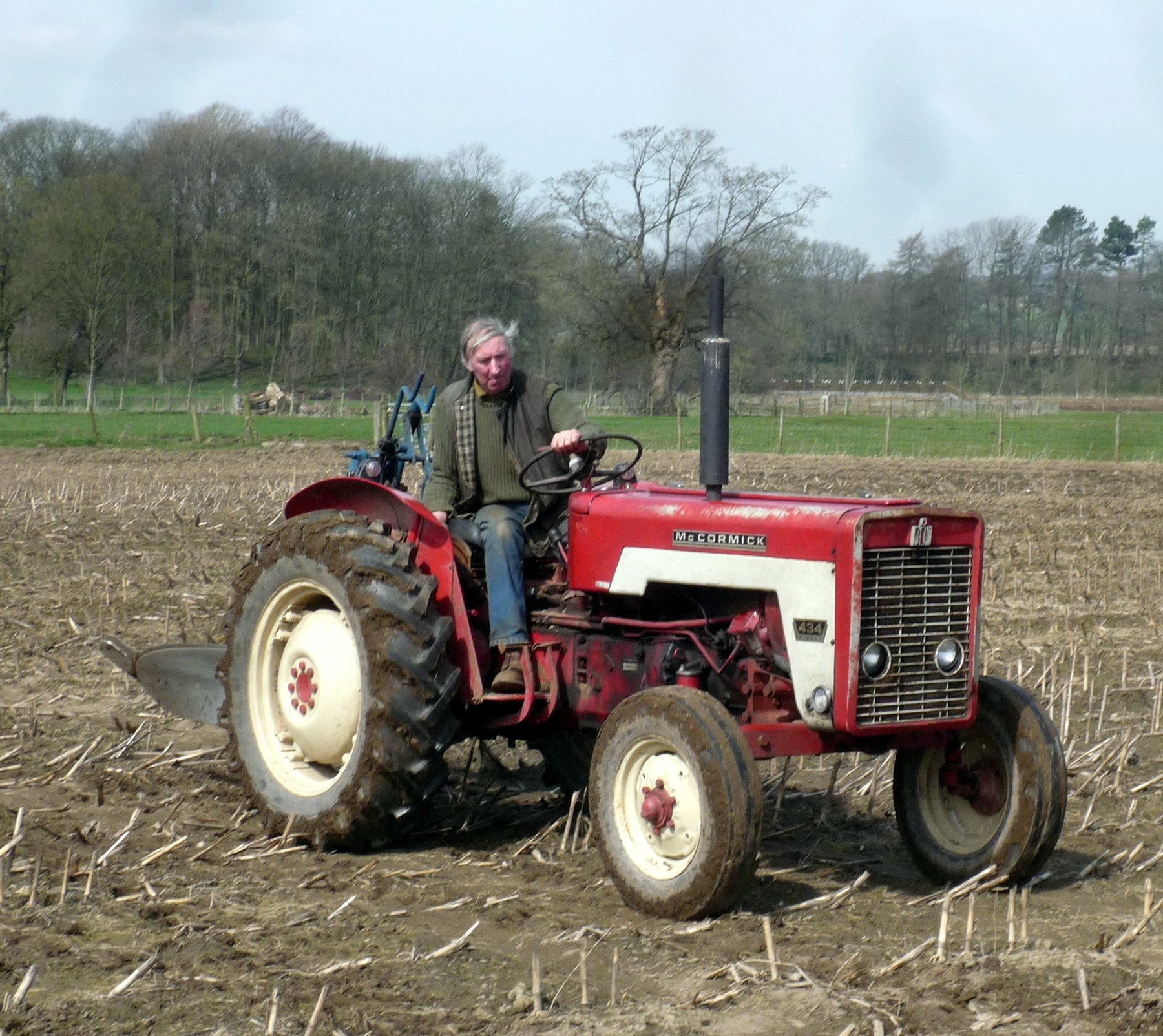 Tractor McCormick 434
