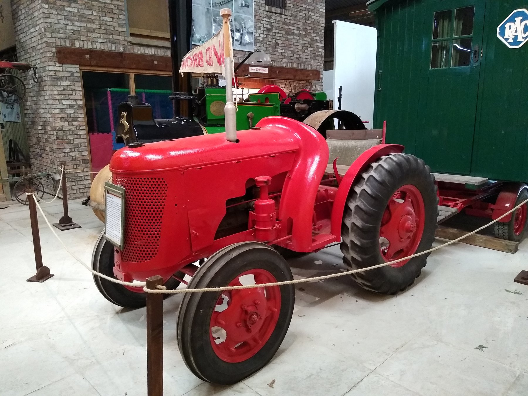 Tractor David Brown VAK-1