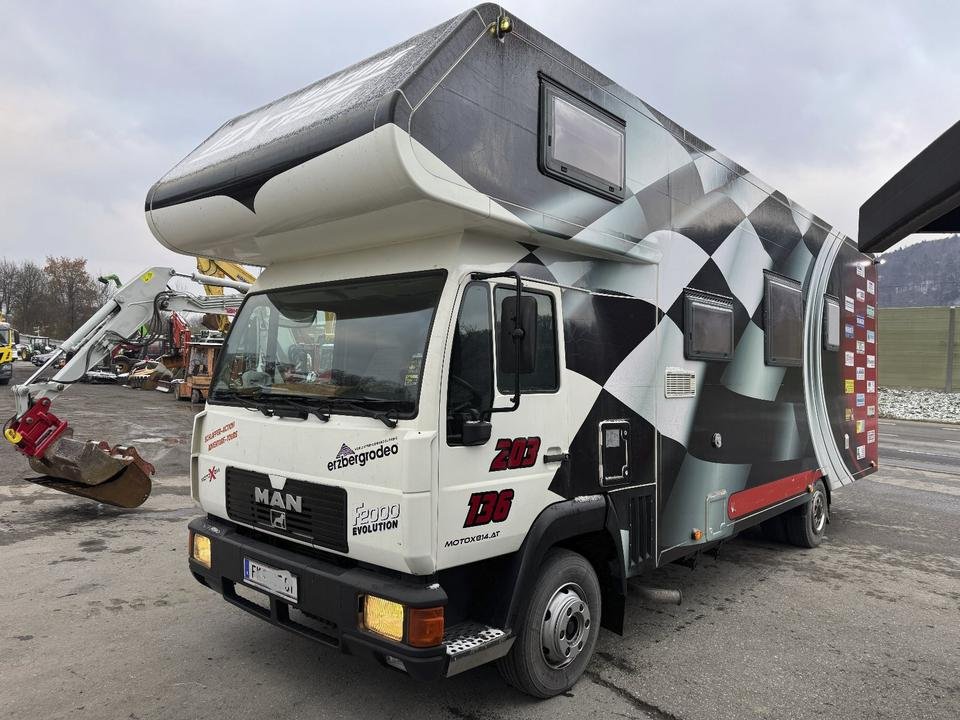Truck MAN 10 F