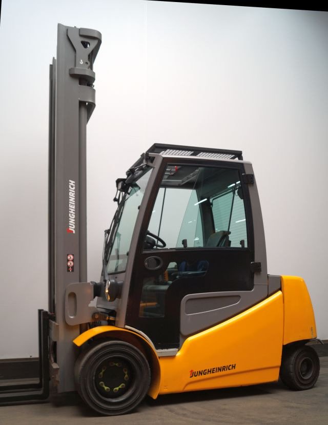 Electric forklifts Jungheinrich EFG-550-S