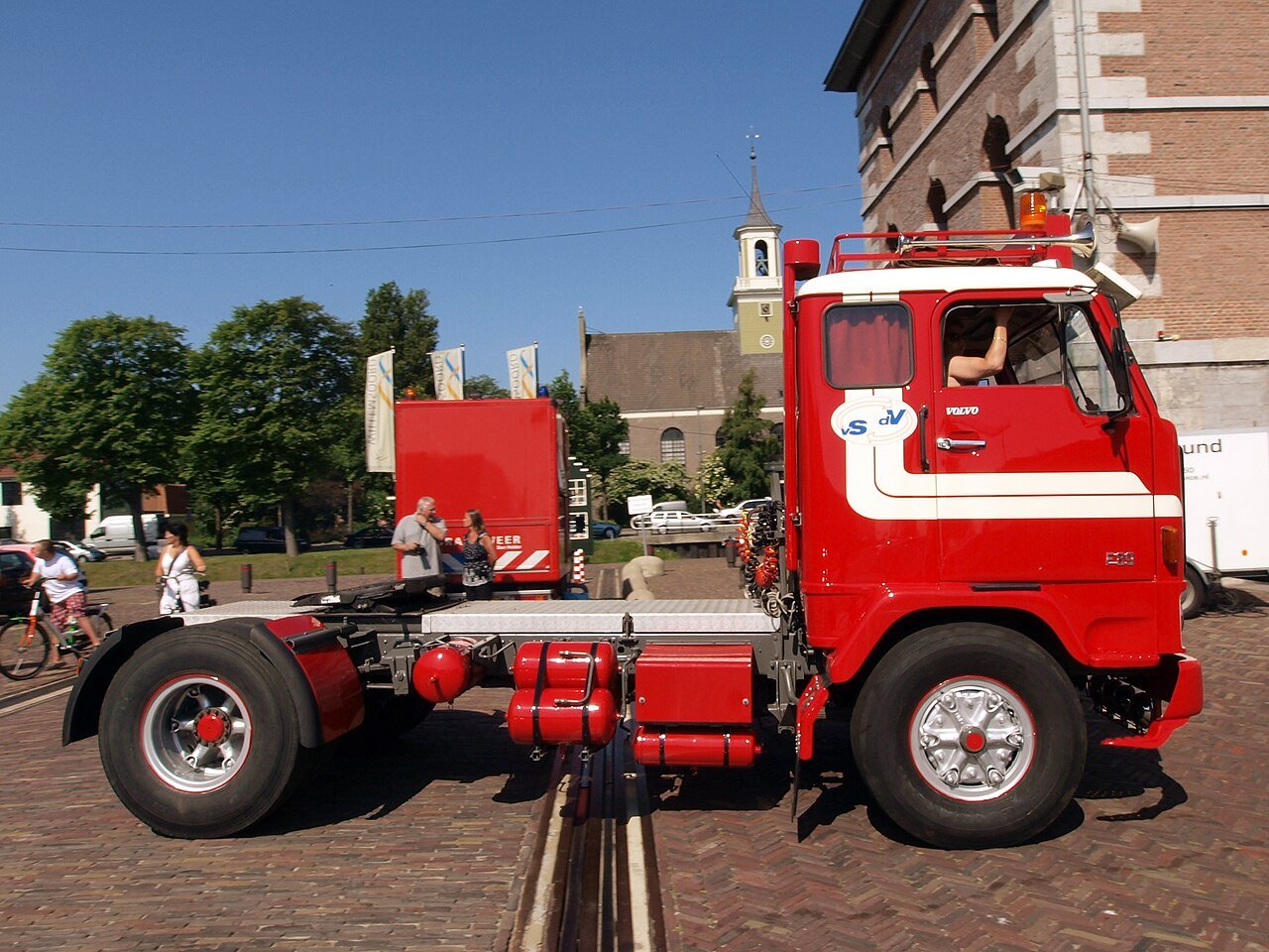 Truck Volvo F89 8X4