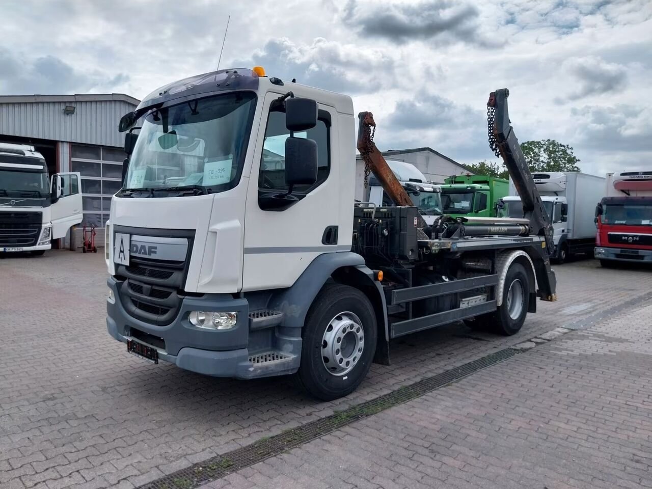 Truck DAF OPRIJ LF 18-73S