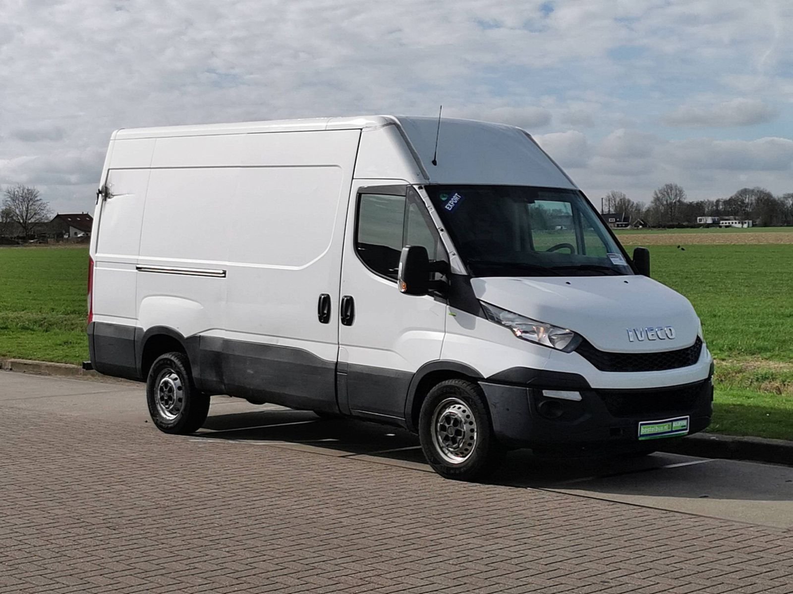 Van Iveco 35S11 V