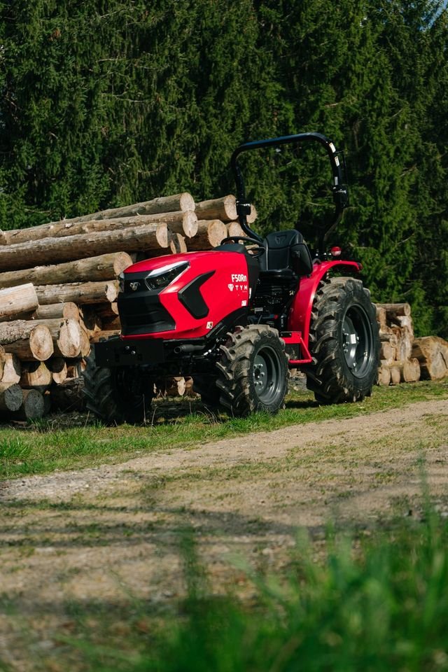 TYM T483