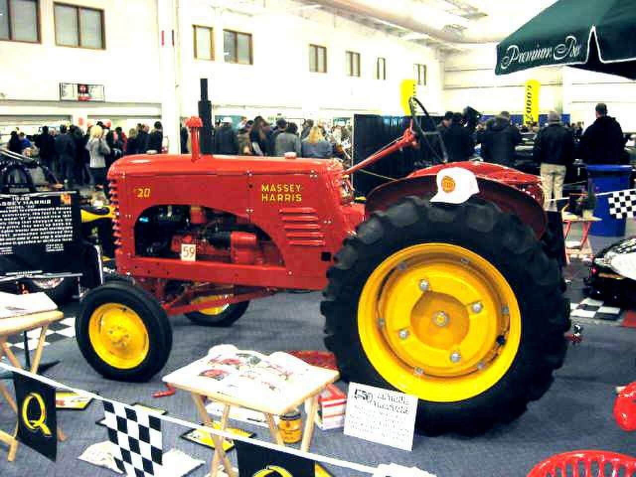 Tractor Massey Harris 20
