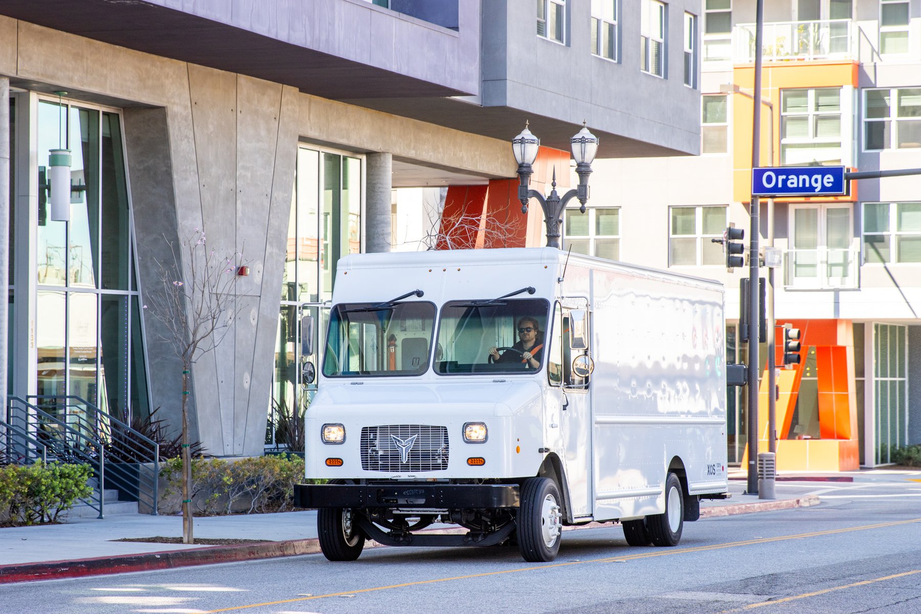 Truck Xos SV06