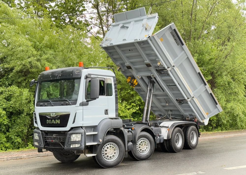 Truck MAN TGS 26.400 6X6 BB
