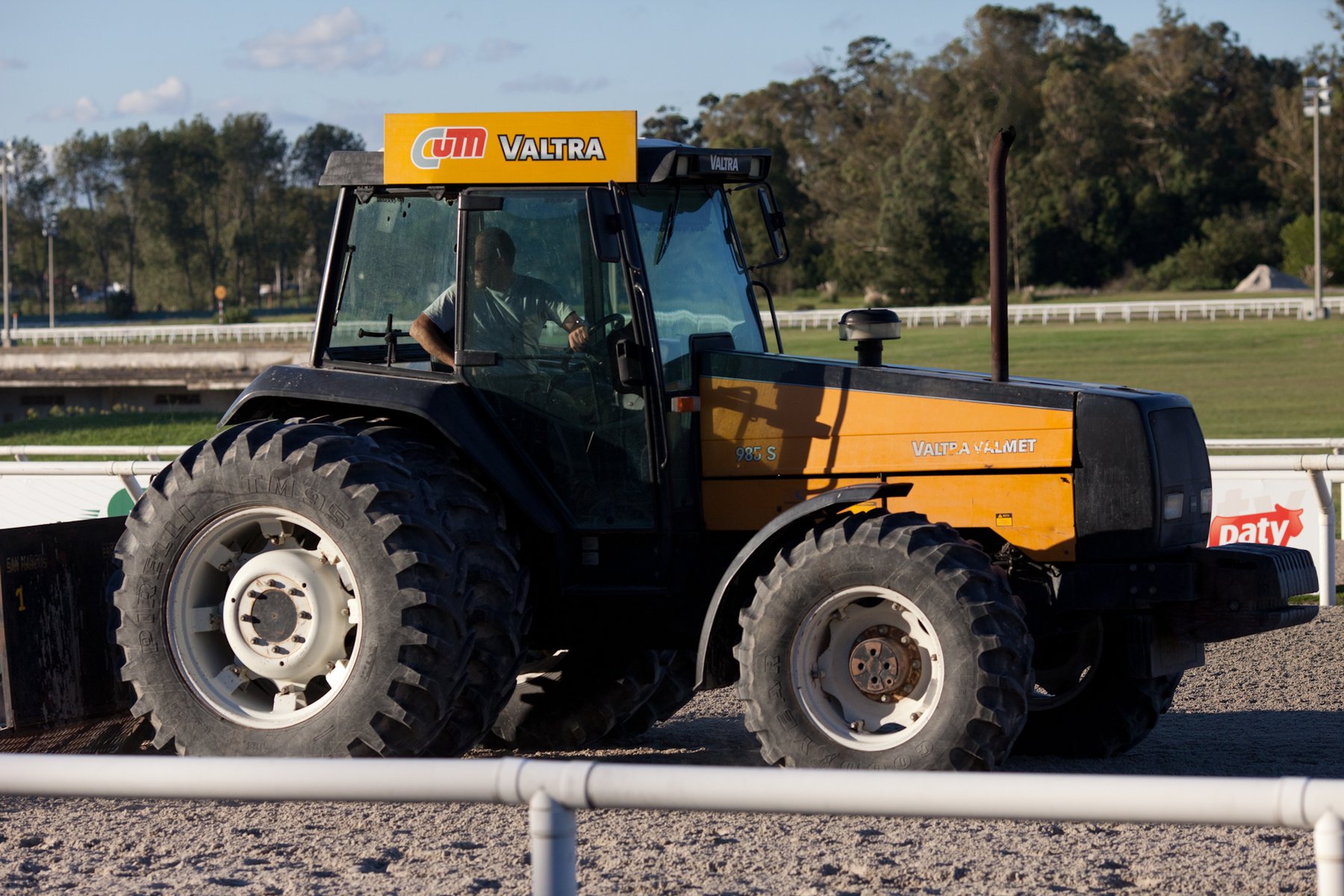 Valmet 1102