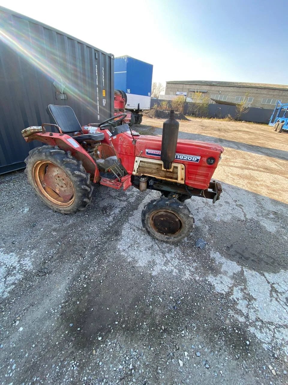Traktor Yanmar YM - 1820D