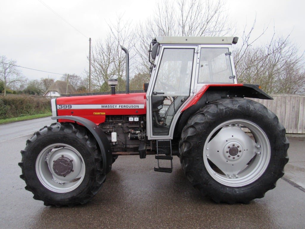 Tractor Massey Ferguson 399