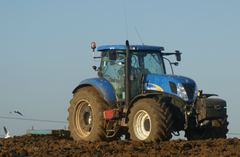 New Holland T7000
