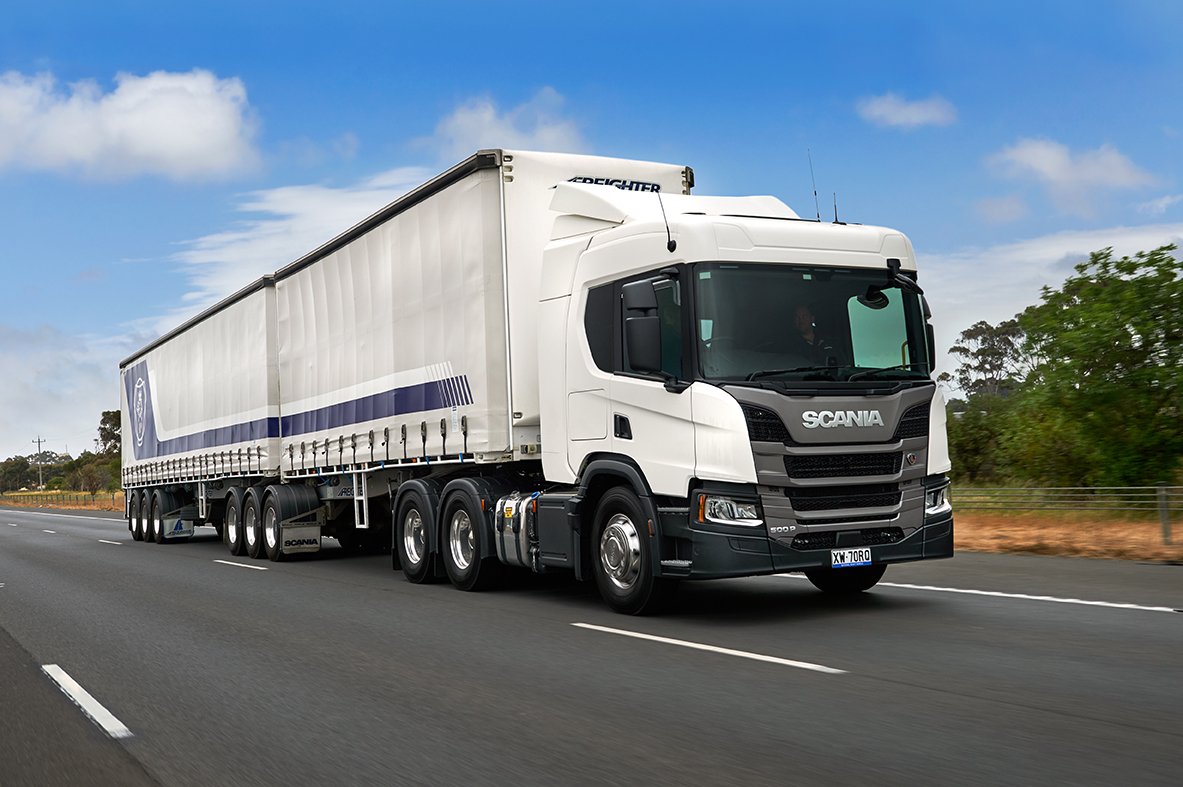 Truck Scania P 500 B8x4NA