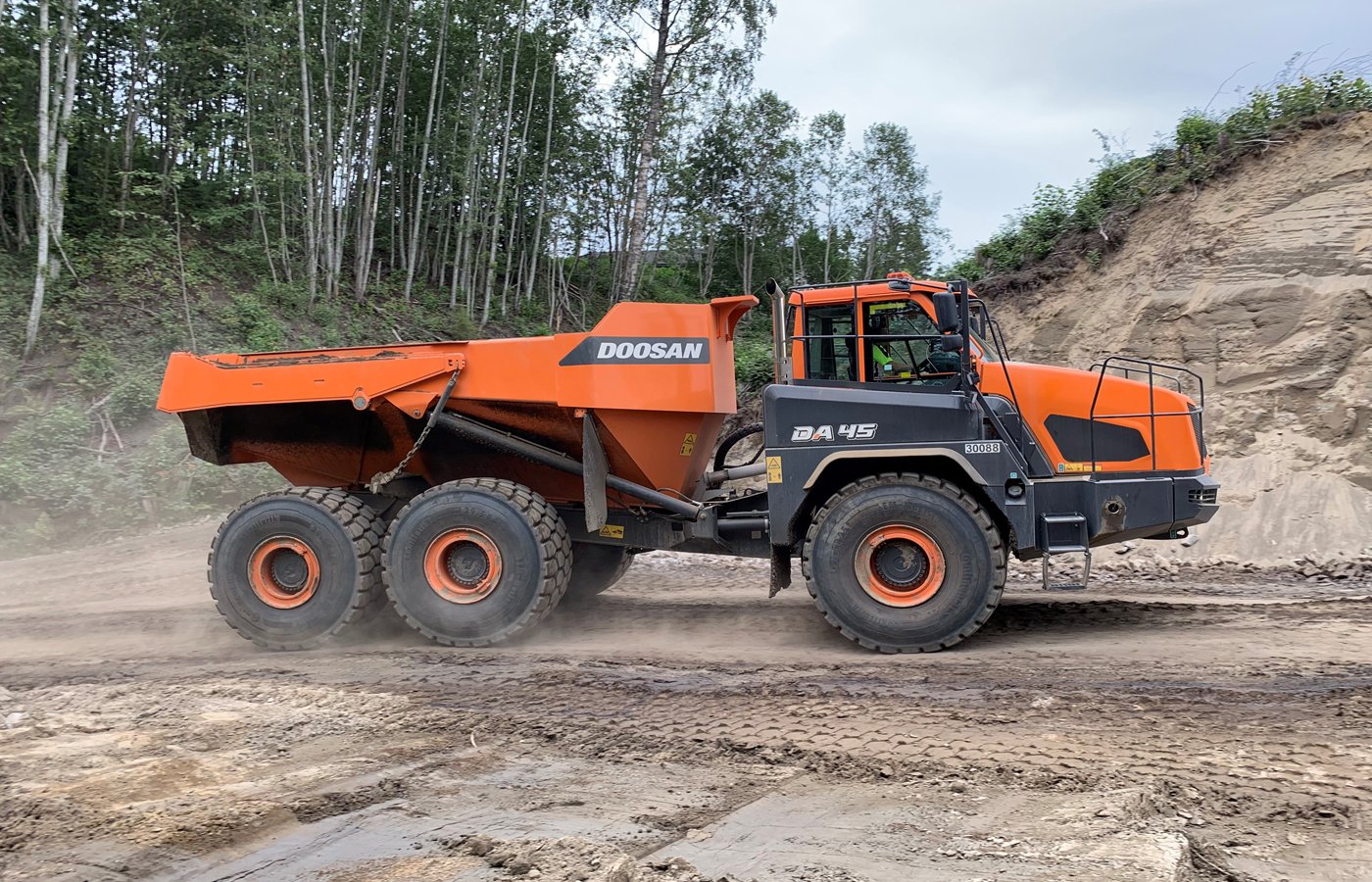 Trailer Doosan 7/44