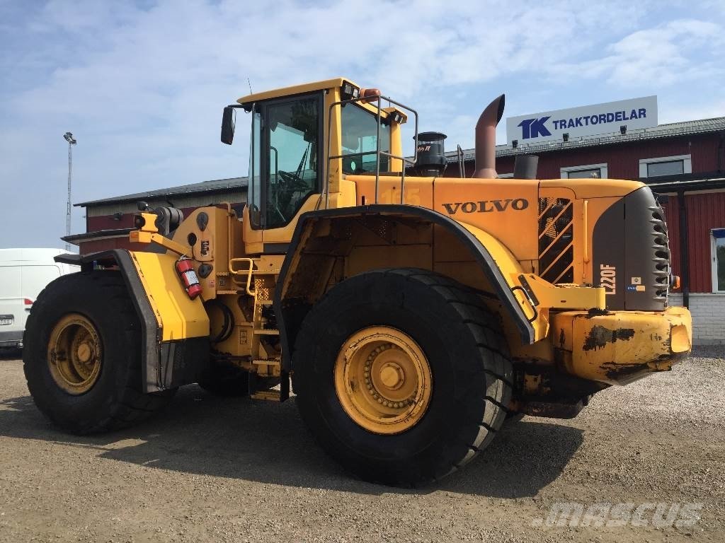 Volvo L220D