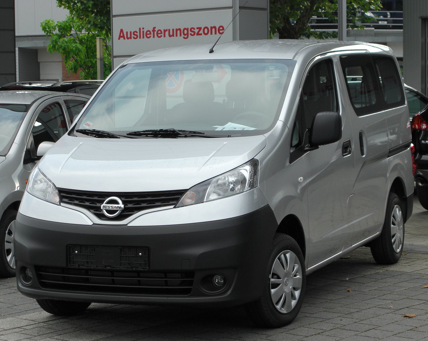 Van Nissan 2ov