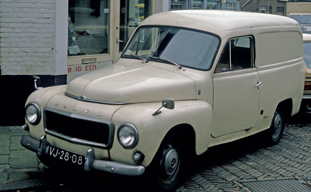 Van Volvo P 21124