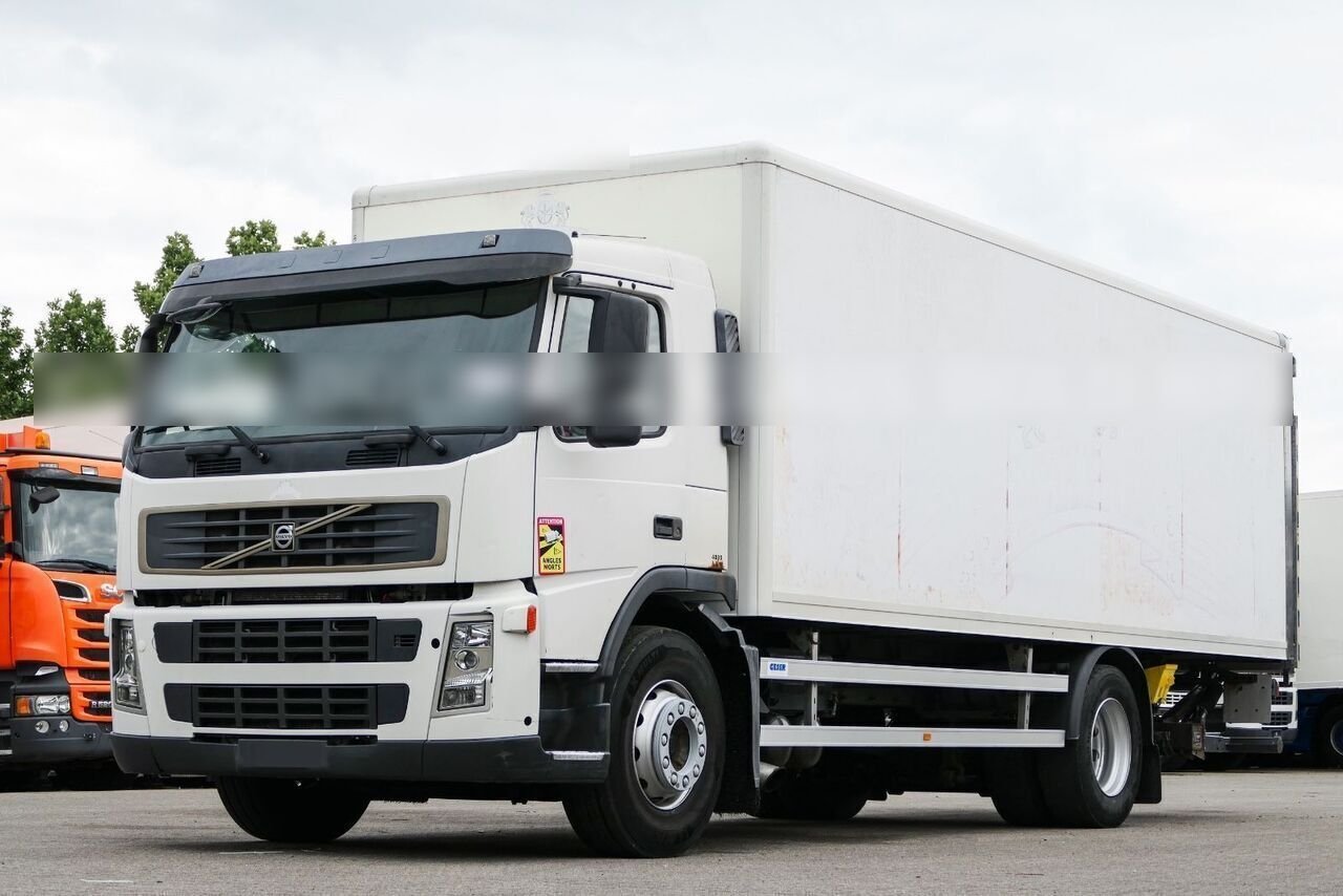 Truck Volvo FM9 4X2T FAL6. 7 RAD-A4