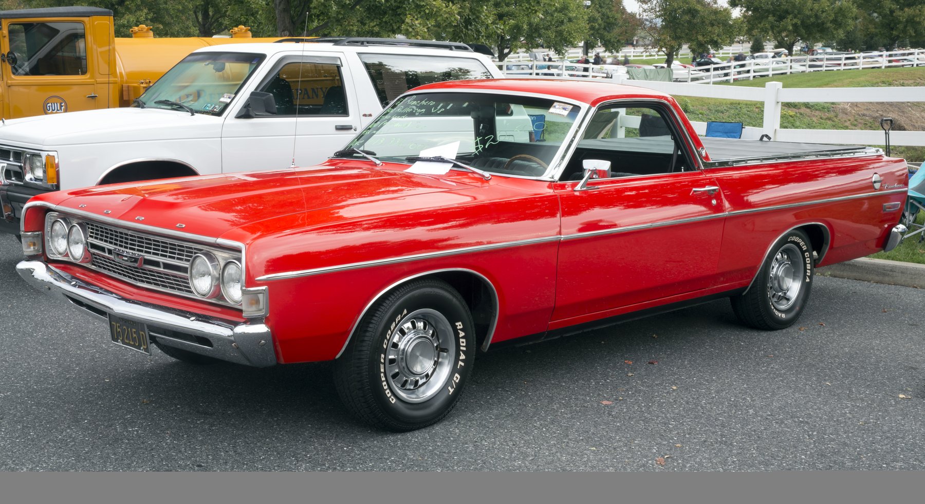 Van Ford RANCHERO 500
