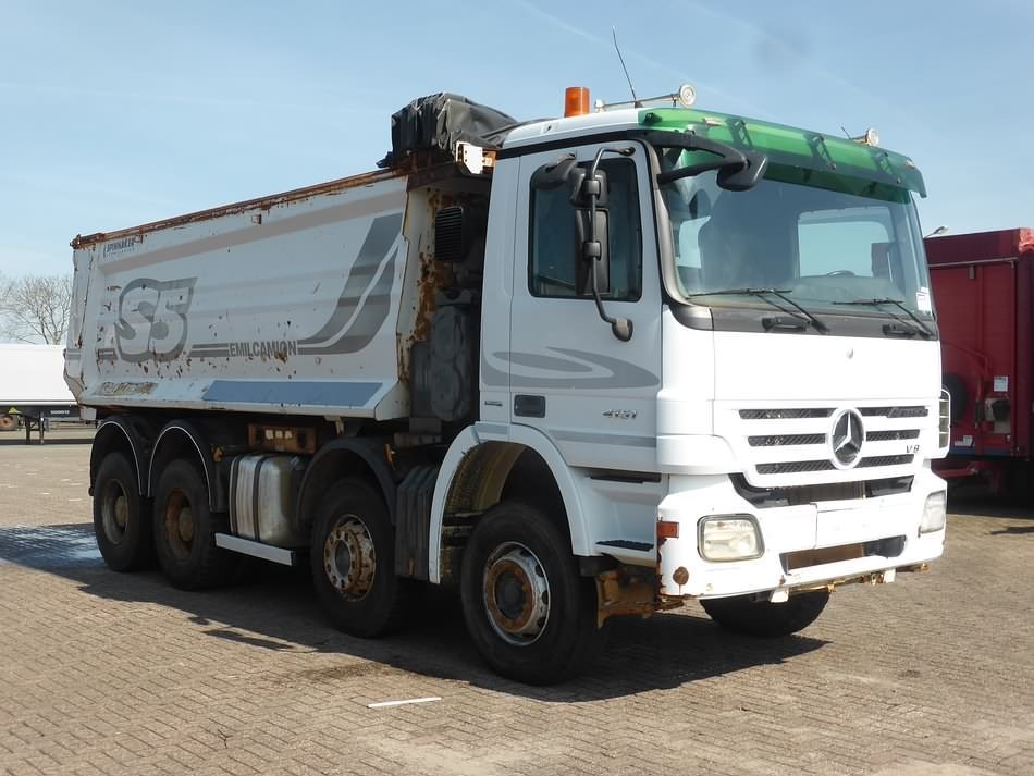 Truck Mercedes Benz 4151K-93231-8X4