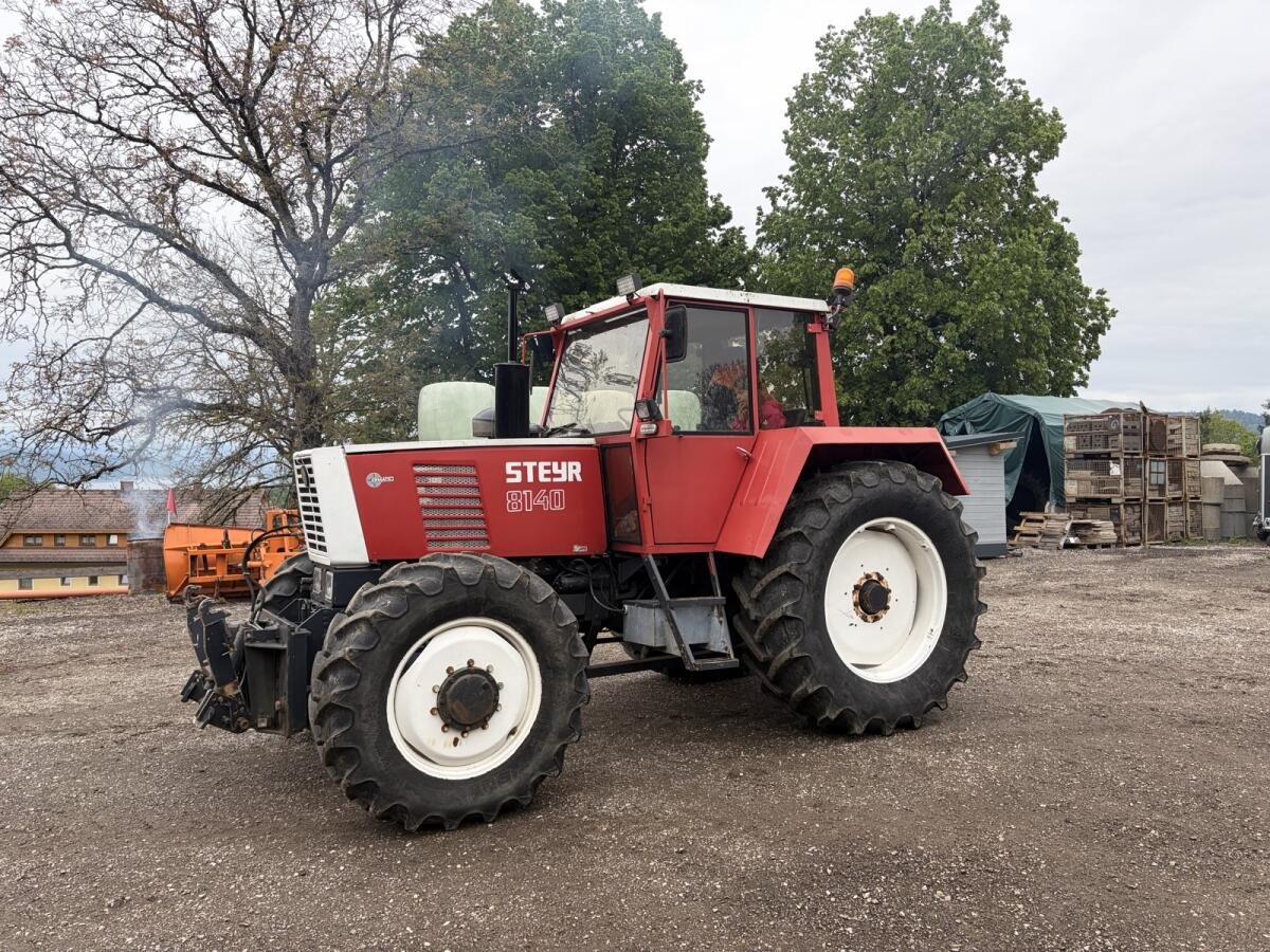 Tractor Steyr Daimler Puch 8140 (a)
