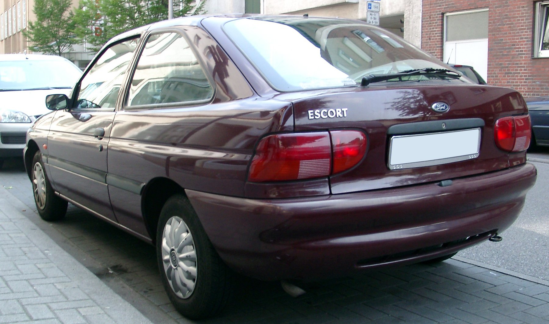 Trailer Escort ESCORT BOOT CORP.