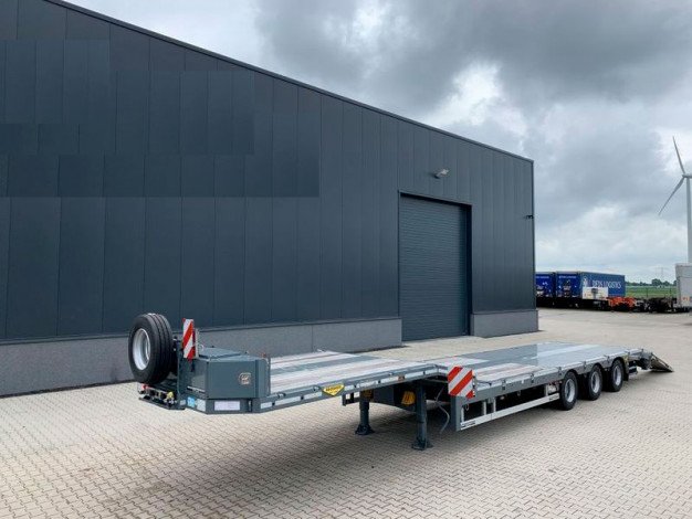 Trailer Broshuis 2 AO-3-7