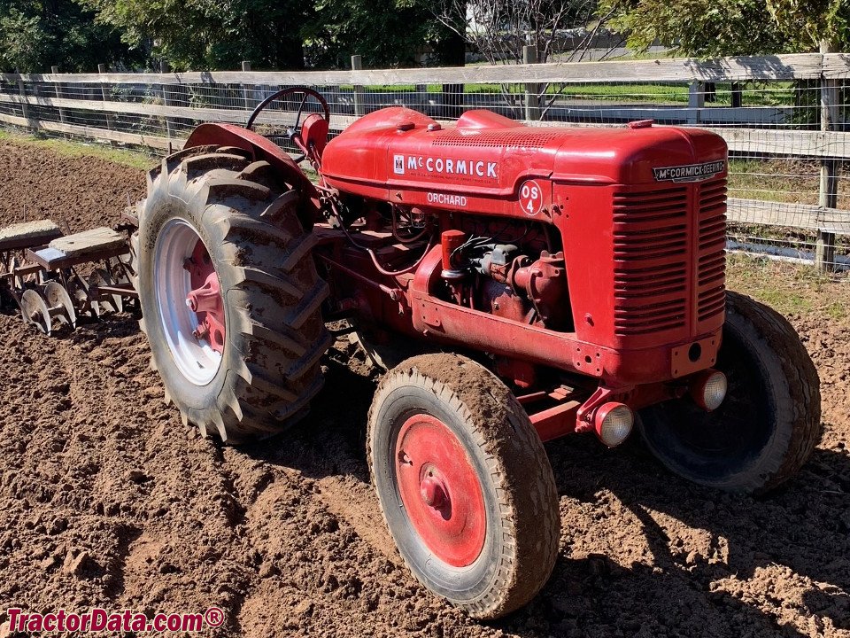 Tractor Mccormick Deering OS-4
