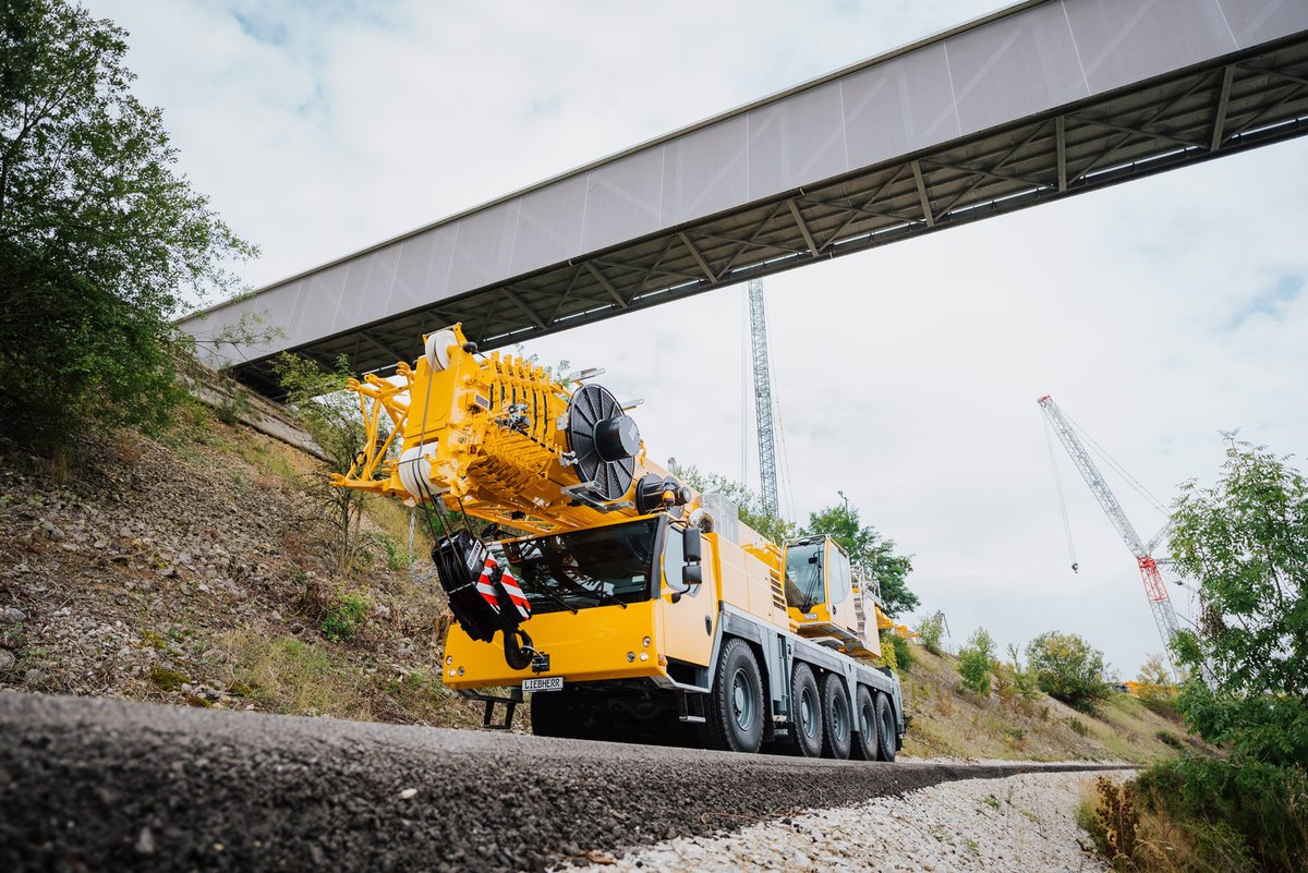 Lastwagen Liebherr LIEBHERR LG 1150