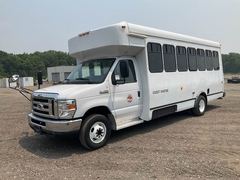 Ford E 450 ECOLINE