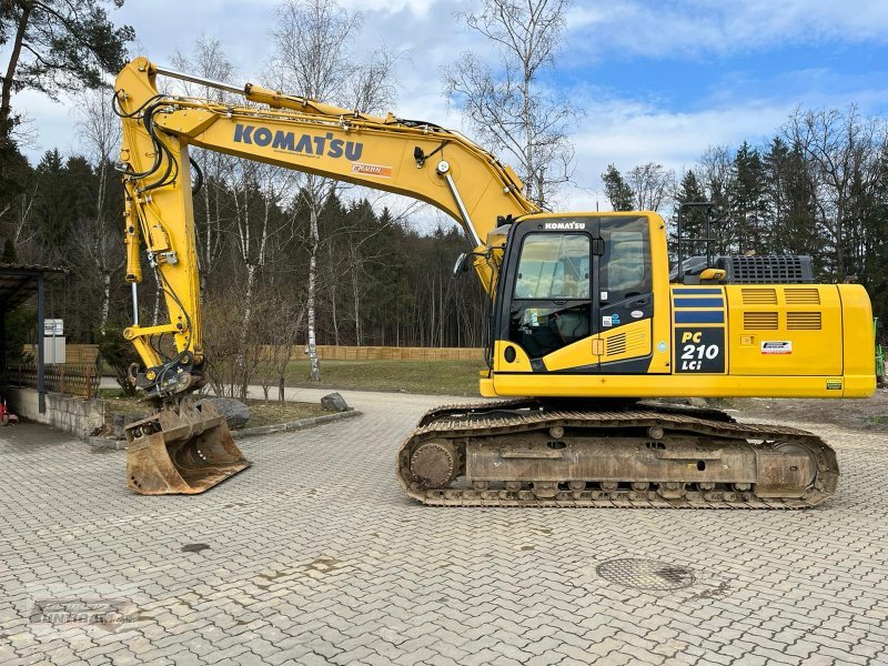 Excavator Komatsu PC210-6 MIGHTY