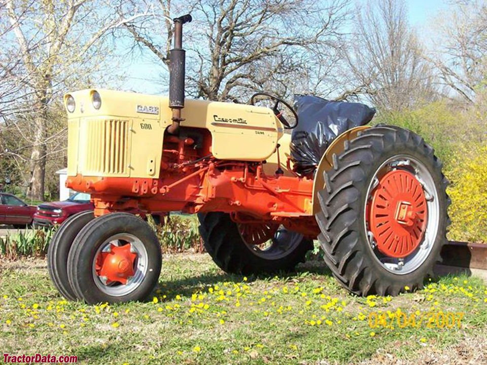 Tractor JI Case 611-B
