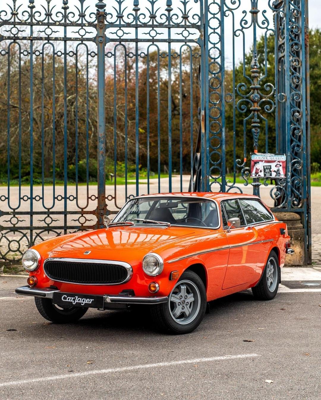 Van Volvo P-44506