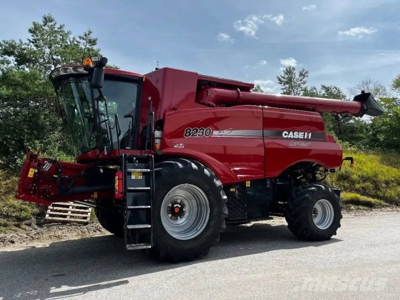 Maszyna Case IH LBX331