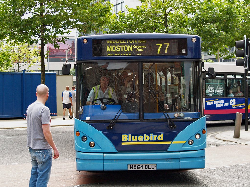 Heavy-duty on-road engines Icom North America 2017 Bluebird Bus