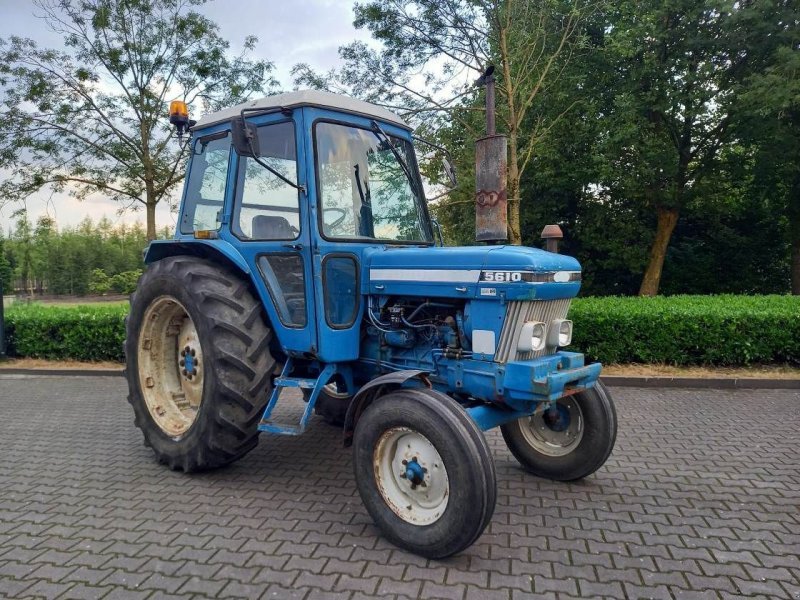 Tractor Ford 5610