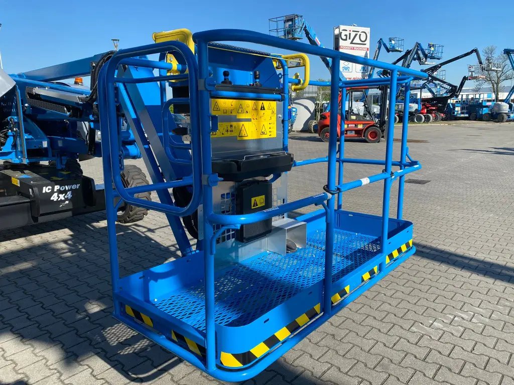 Aerial work platforms Genie Z-45/25J DC