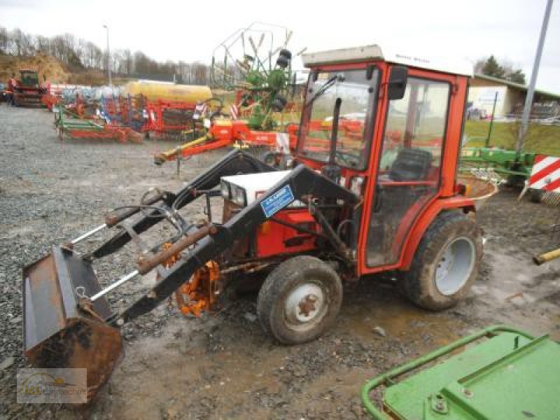 Traktor Gutbrod 4200