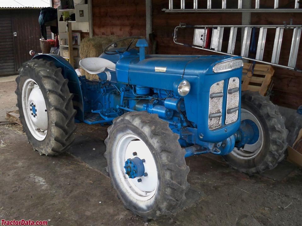 Fordson Super Dexta